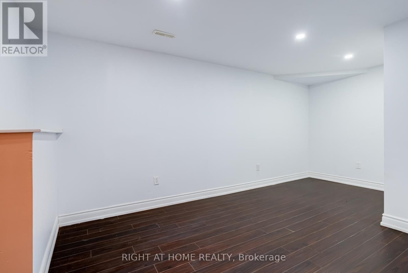 40 SALISBURY CIRCLE Image 36