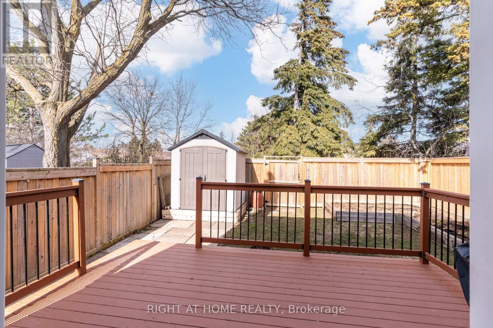 40 SALISBURY CIRCLE Image 43