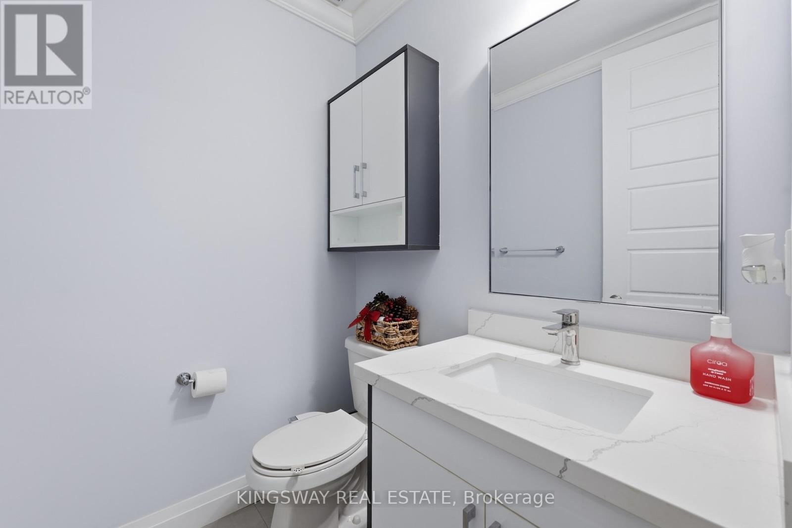 20 - 975 WHITLOCK AVENUE Image 10