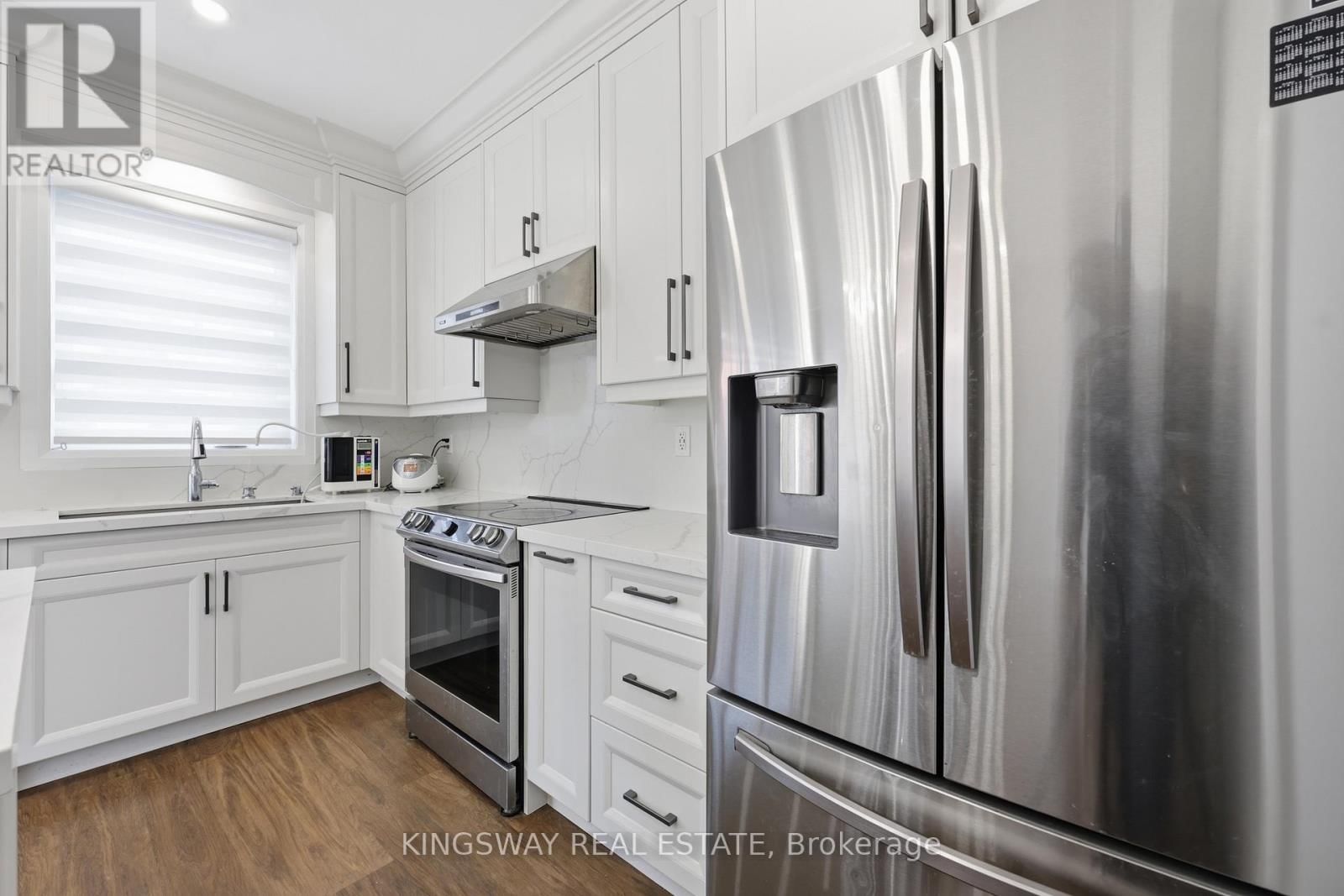 20 - 975 WHITLOCK AVENUE Image 16