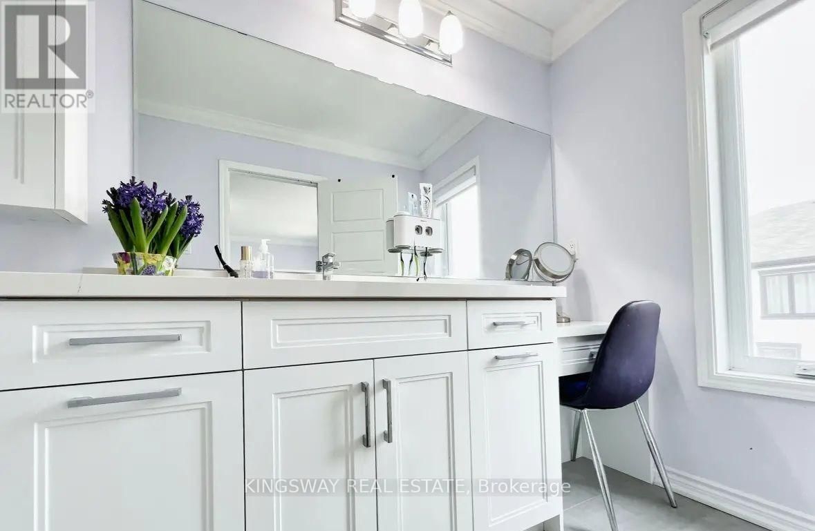 20 - 975 WHITLOCK AVENUE Image 21