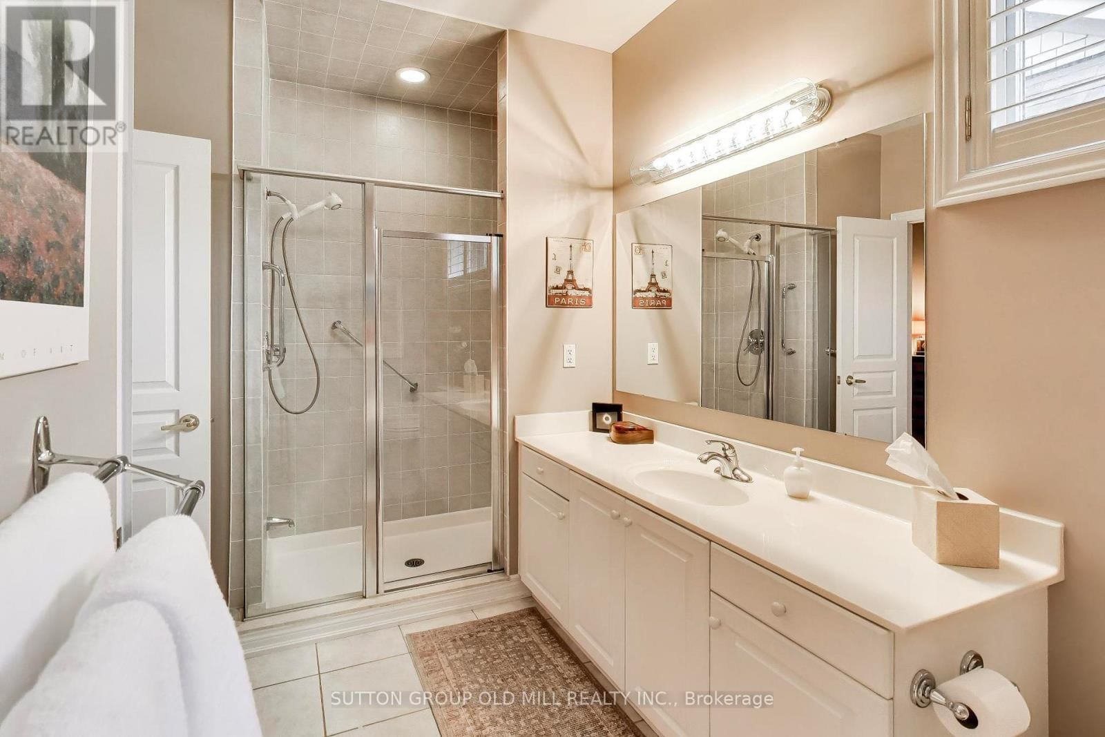 16 - 2175 STAVEBANK ROAD Image 23