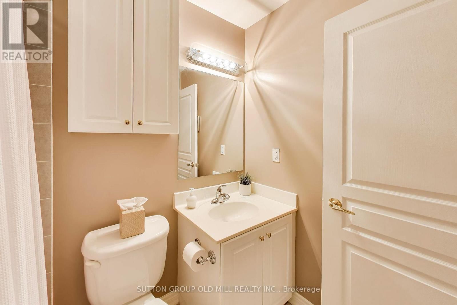 16 - 2175 STAVEBANK ROAD Image 34