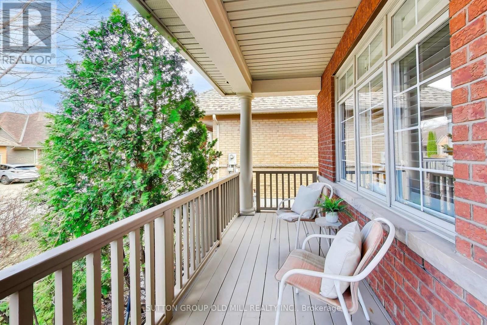 16 - 2175 STAVEBANK ROAD Image 4