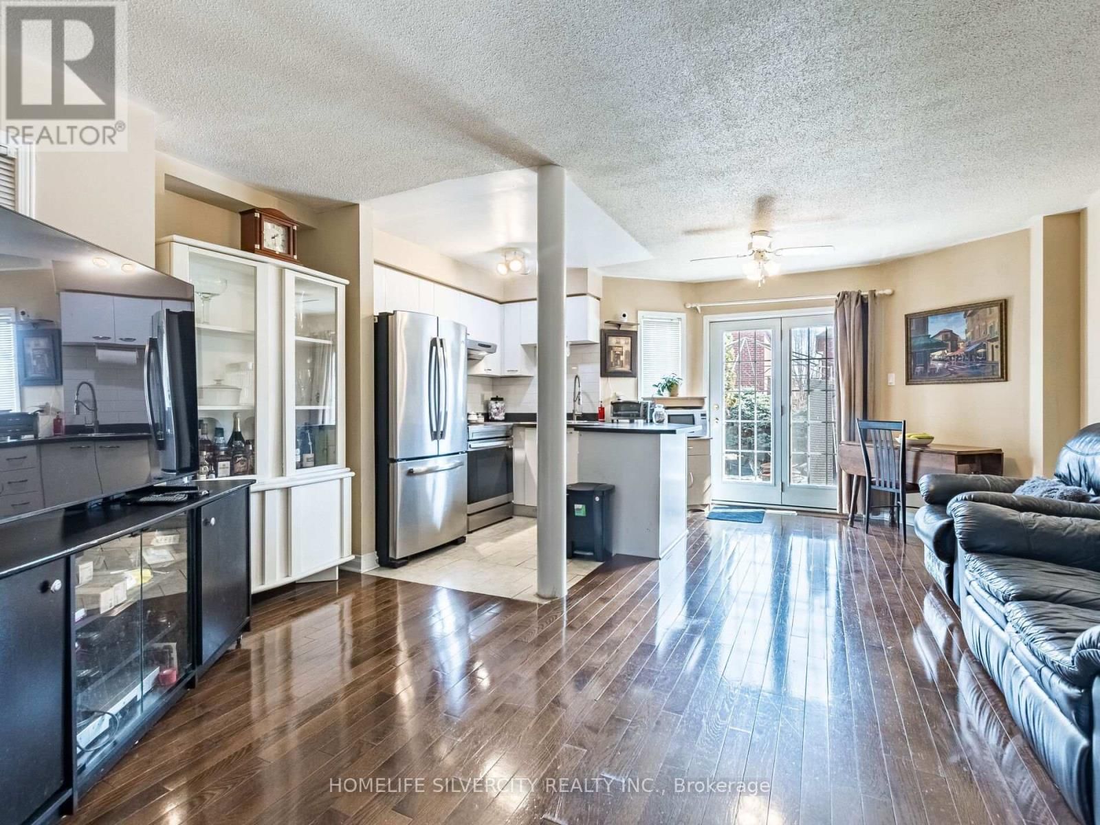 110 RICHWOOD CRESCENT Image 9