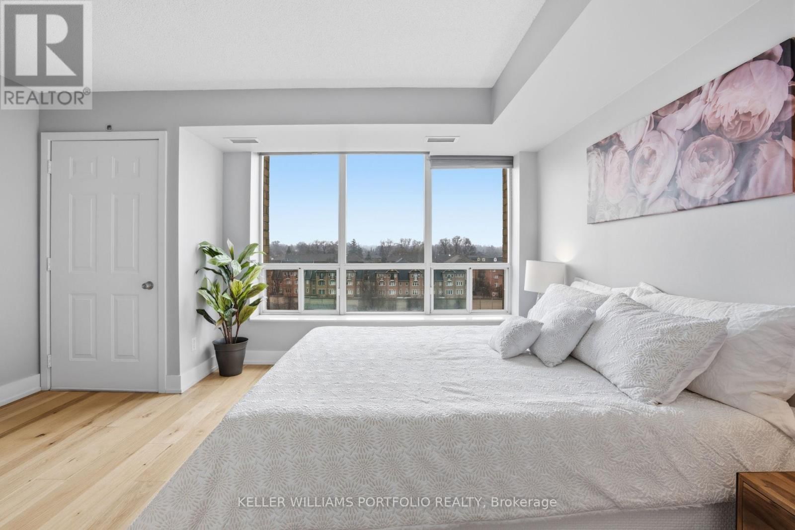 802 - 190 MANITOBA STREET Image 19