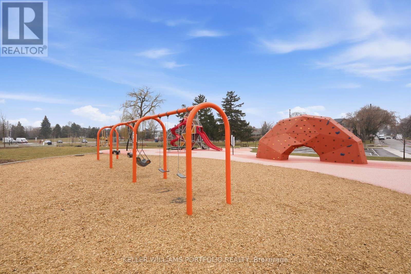 802 - 190 MANITOBA STREET Image 28