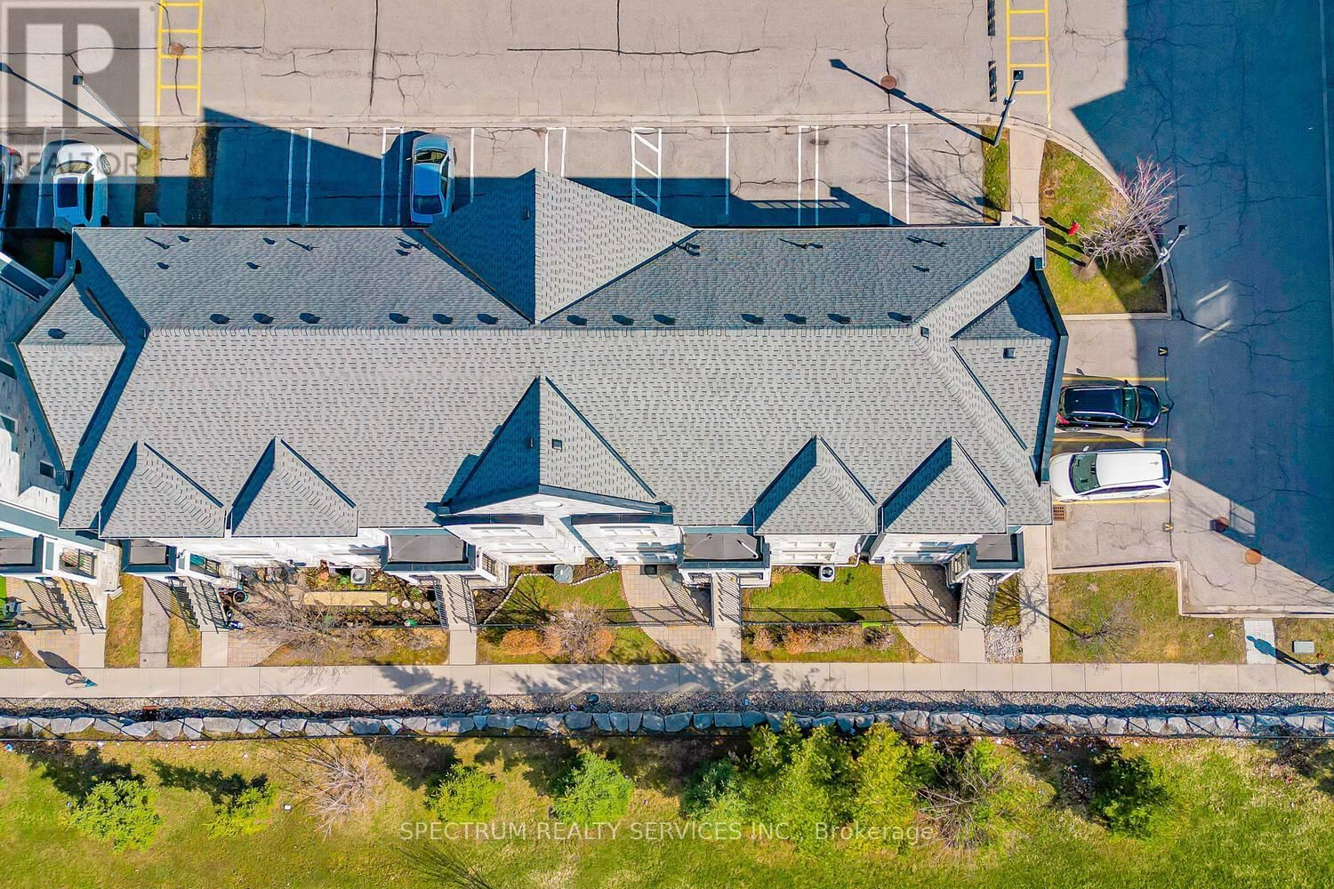 23 - 60 FAIRWOOD CIRCLE Image 11