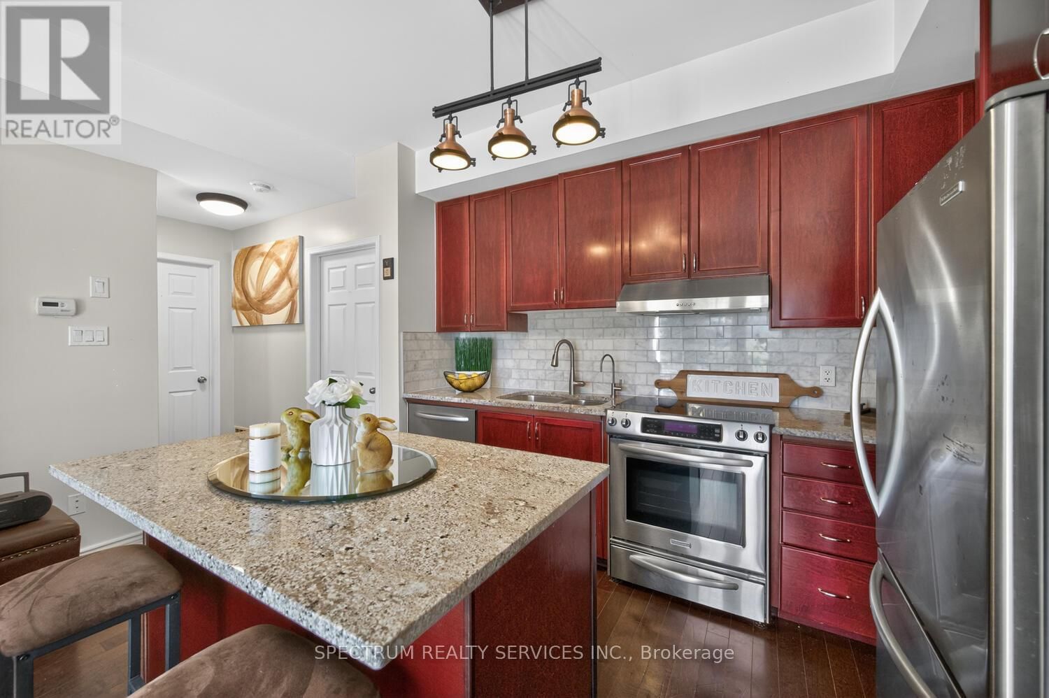 23 - 60 FAIRWOOD CIRCLE Image 20