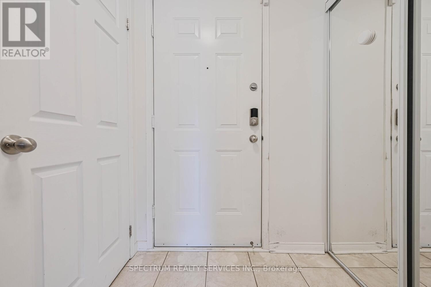 23 - 60 FAIRWOOD CIRCLE Image 26