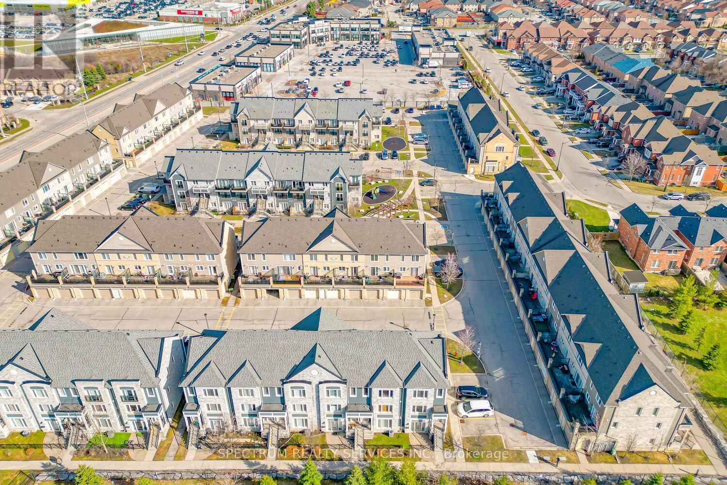 23 - 60 FAIRWOOD CIRCLE Image 8