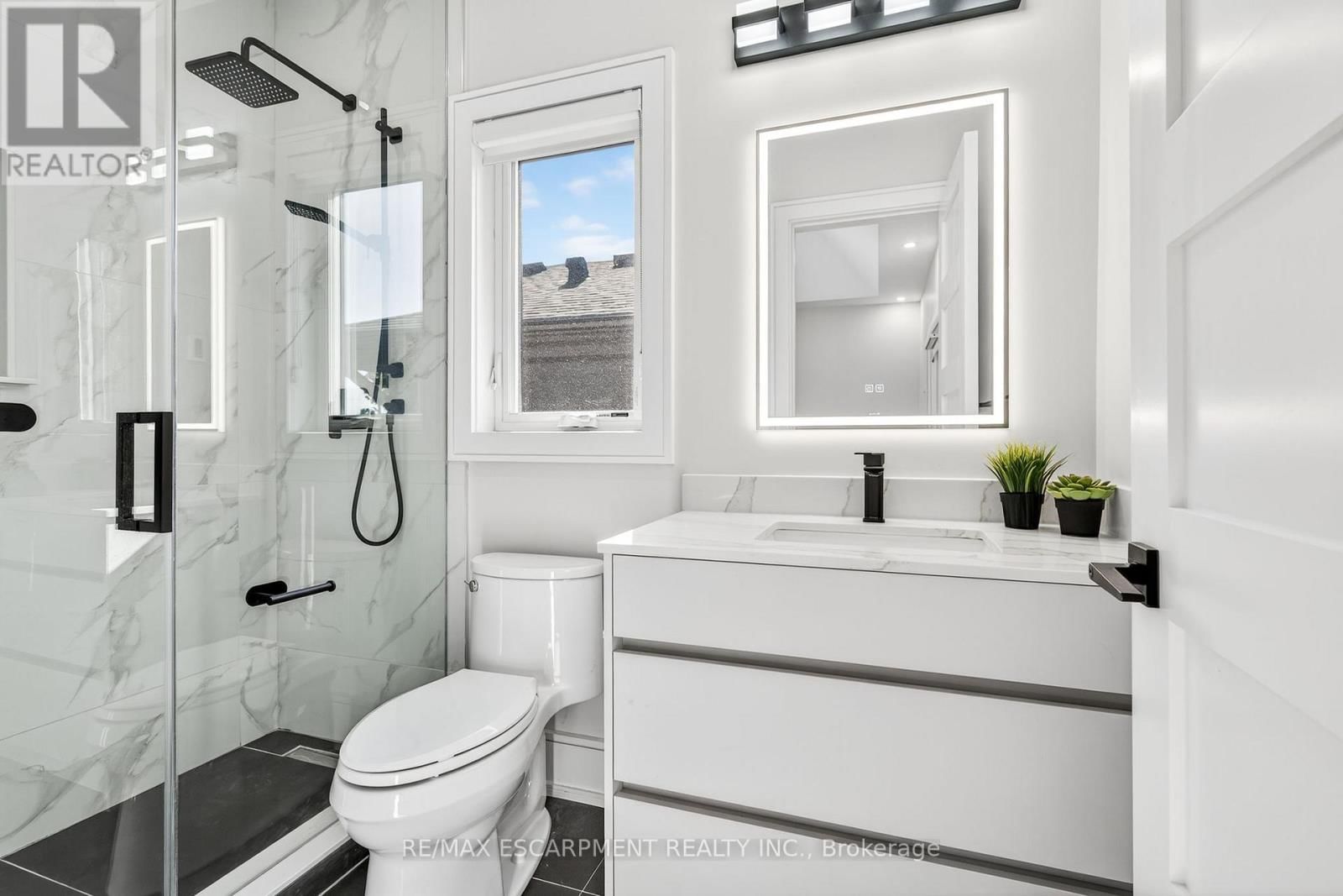 221 MORDEN ROAD Image 26