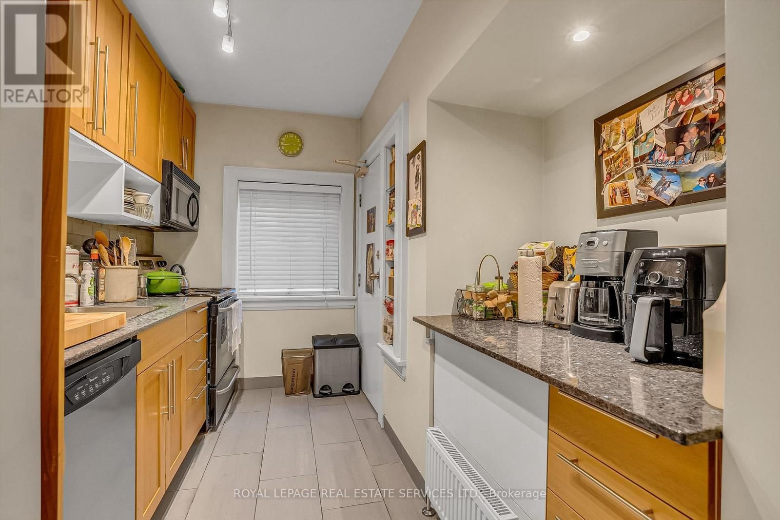 393* WILLARD AVENUE Image 10