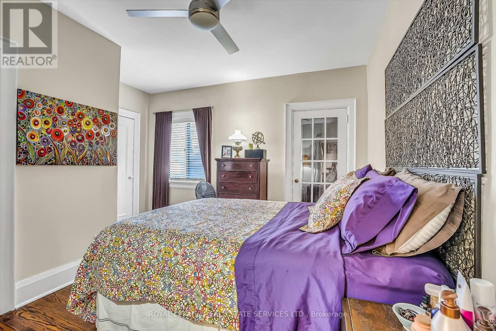 393* WILLARD AVENUE Image 12