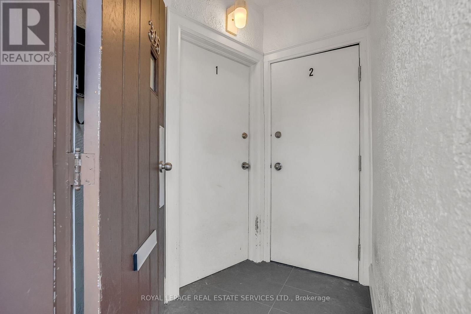 393* WILLARD AVENUE Image 2