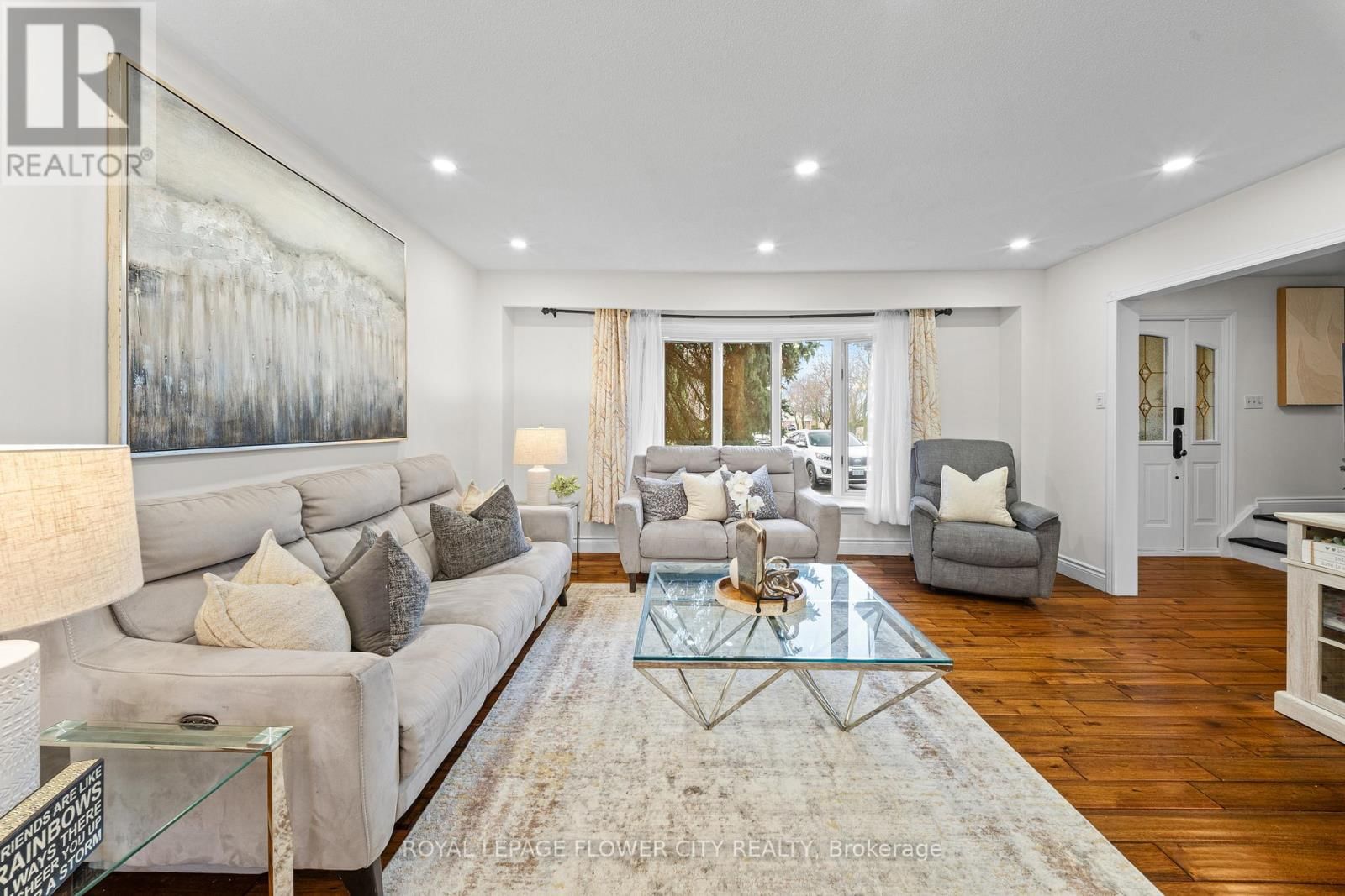 15 JASPER CRESCENT Image 14