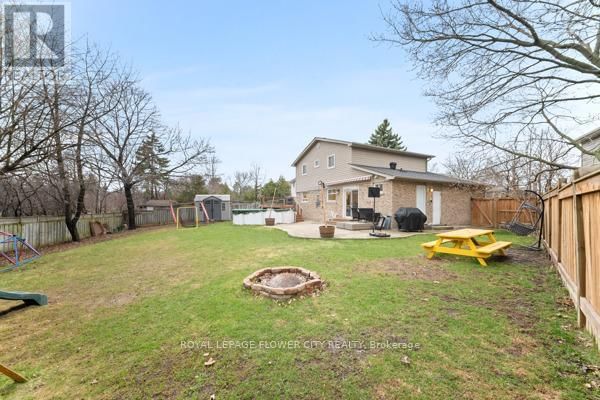 15 JASPER CRESCENT Image 44