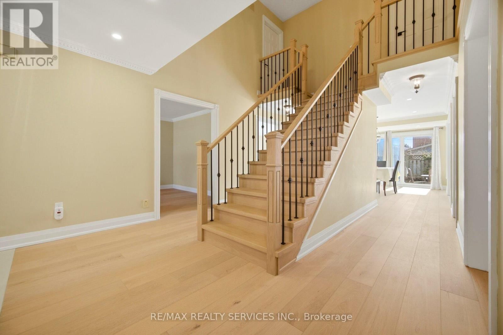 23 NEWBURY CRESCENT Image 22