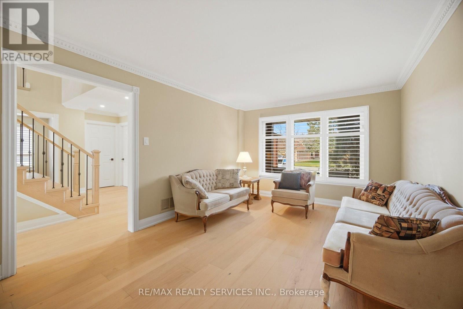 23 NEWBURY CRESCENT Image 9