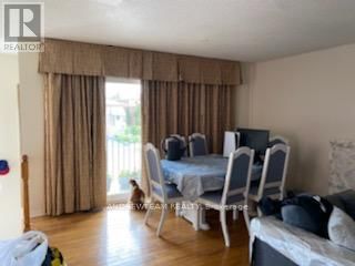 Front Unit - 4238 GREYBROOK CRESCENT Image 4