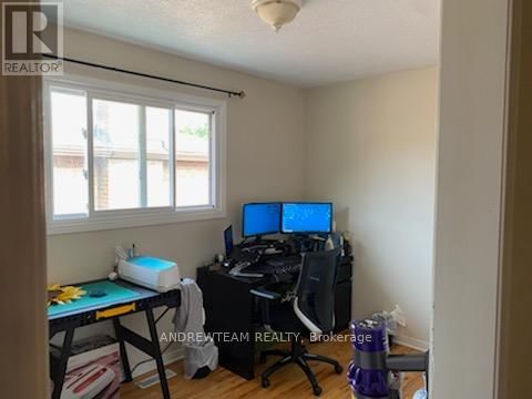 Front Unit - 4238 GREYBROOK CRESCENT Image 9