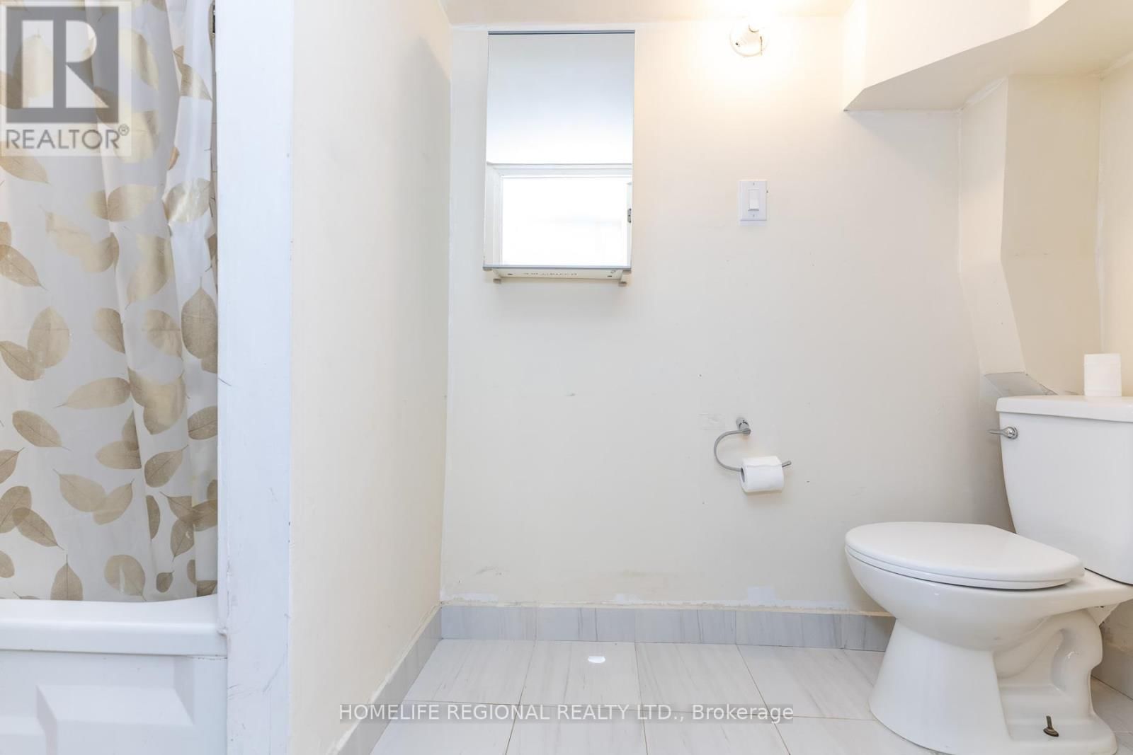 2378 ST CLAIR AVENUE WEST Image 29