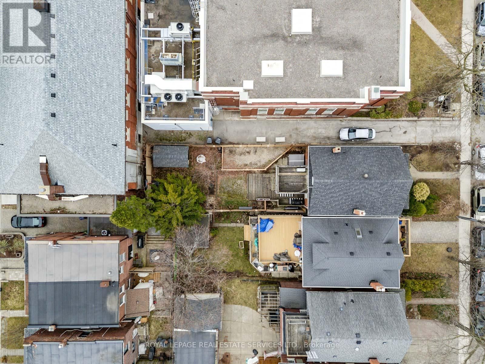 162 MEDLAND STREET Image 45