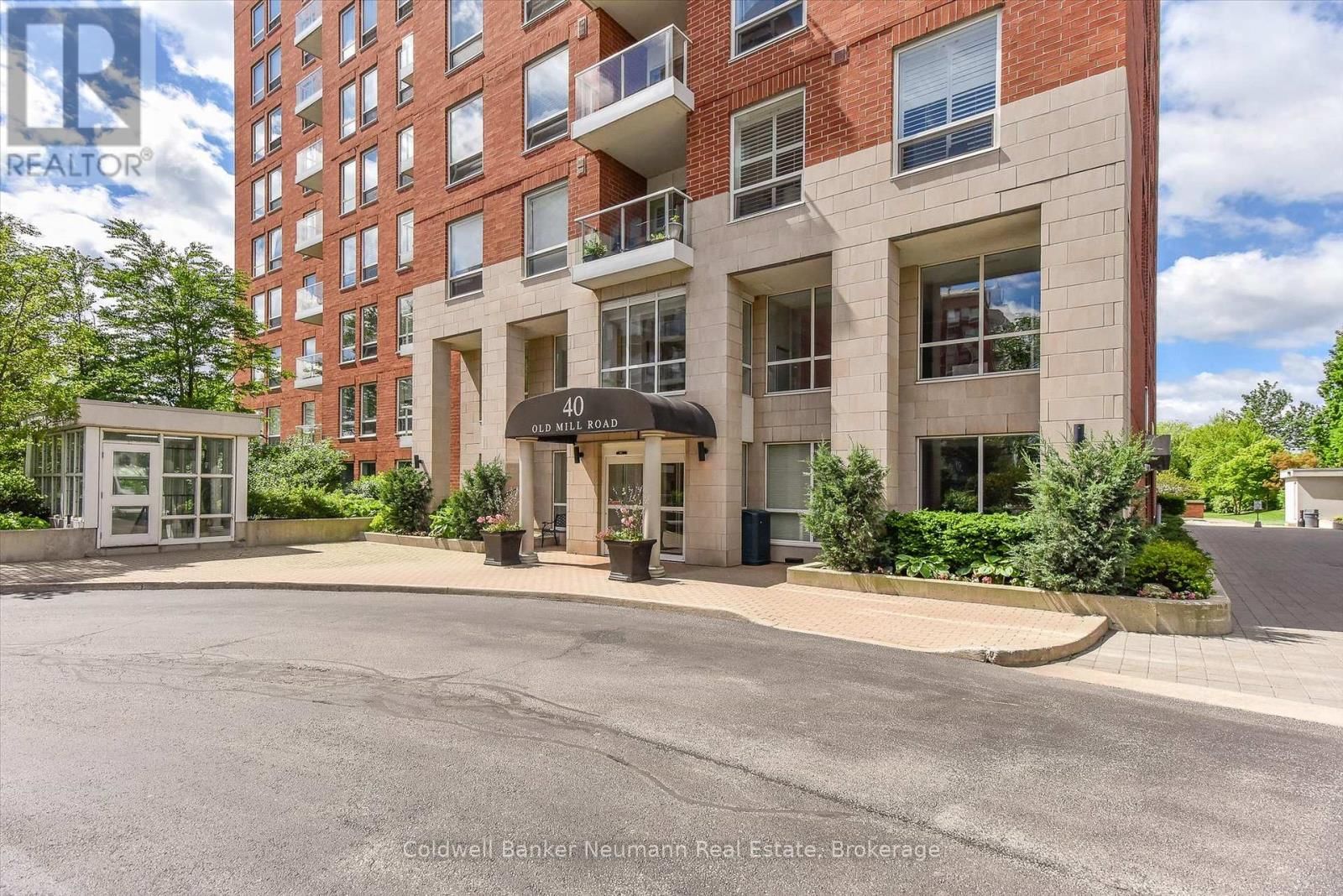 804 - 40 OLD MILL ROAD Image 2