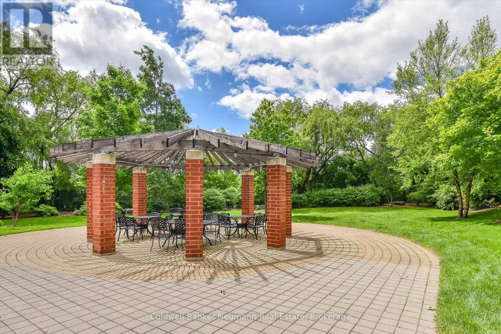 804 - 40 OLD MILL ROAD Image 29