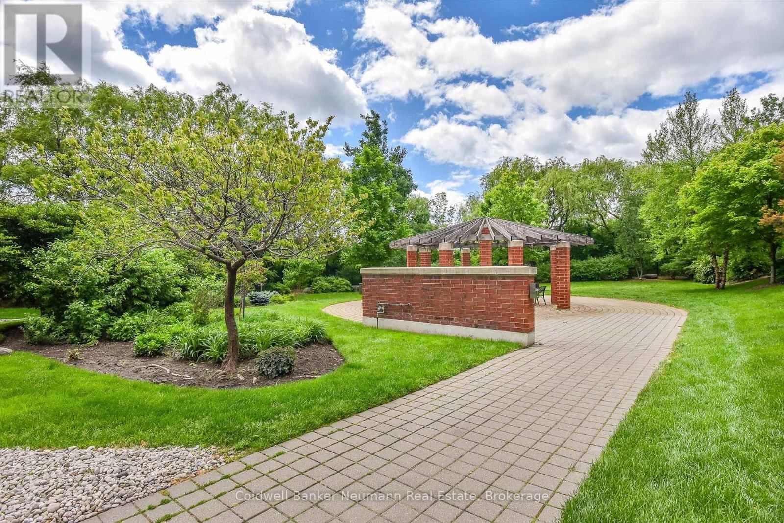 804 - 40 OLD MILL ROAD Image 31