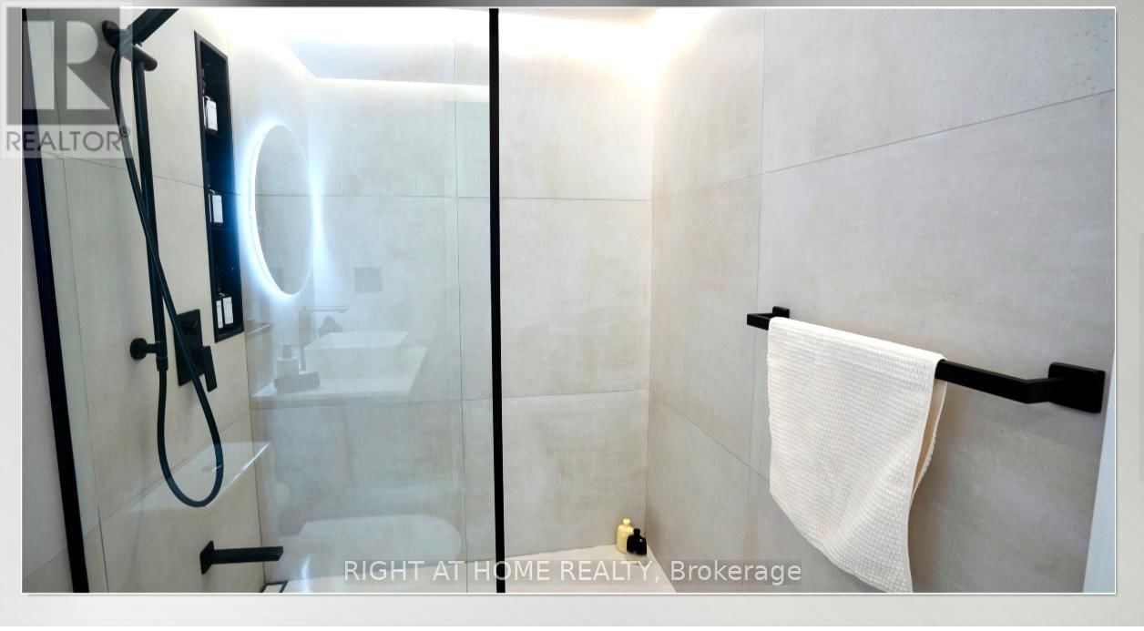 1705 - 50 EGLINTON AVENUE Image 8