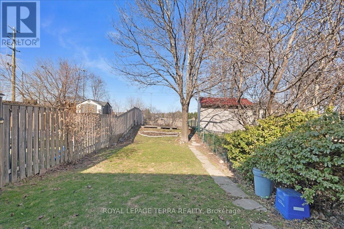 236 ROYAL SALISBURY WAY Image 20