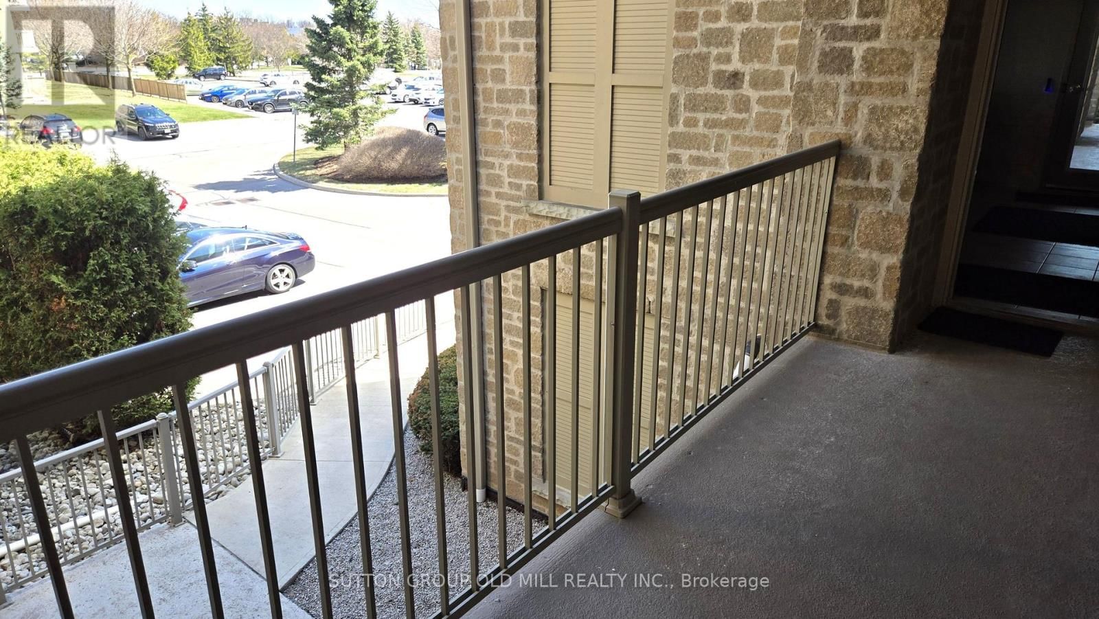 208 - 1470 BISHOPS GATE Image 11