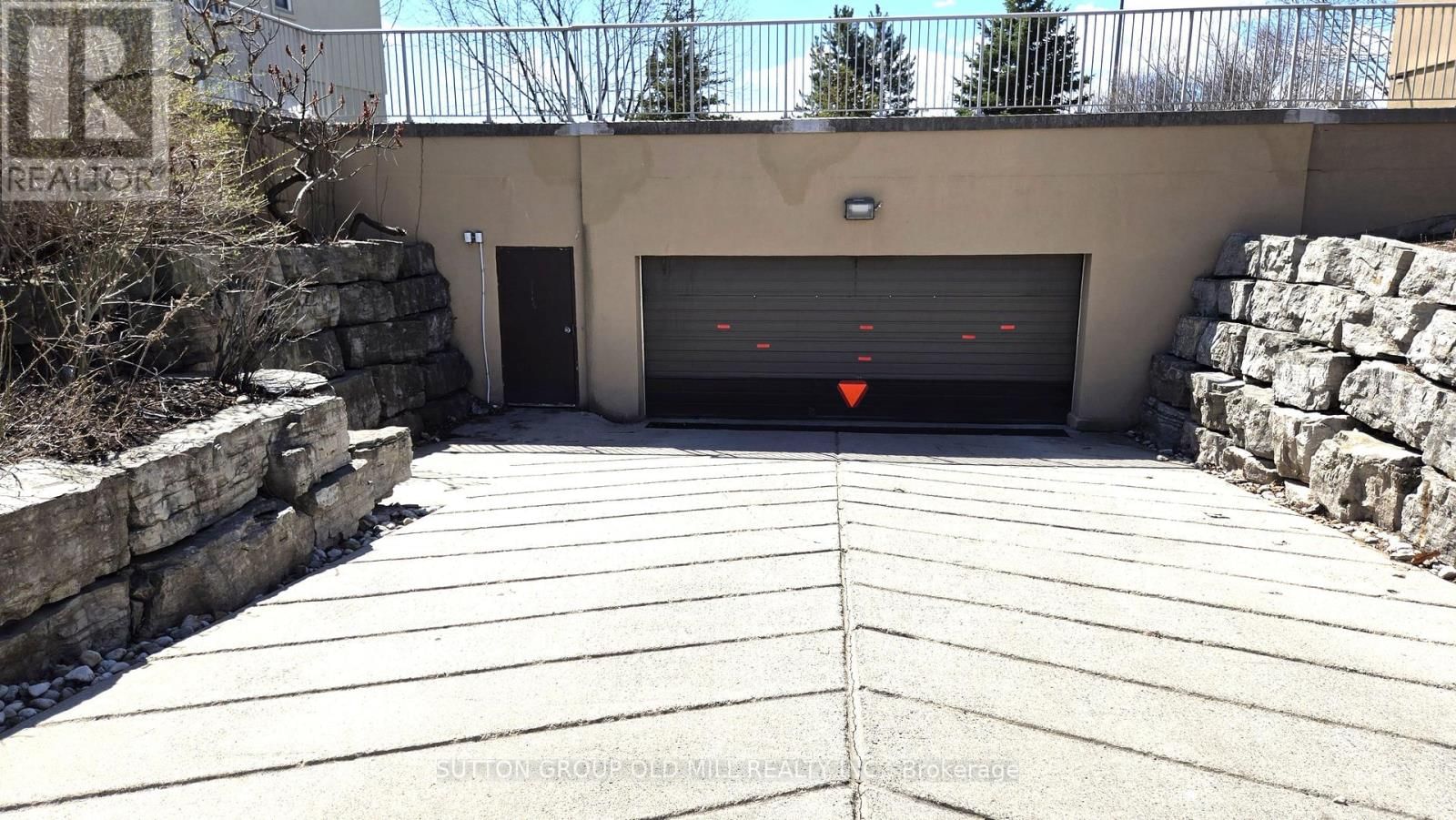 208 - 1470 BISHOPS GATE Image 22