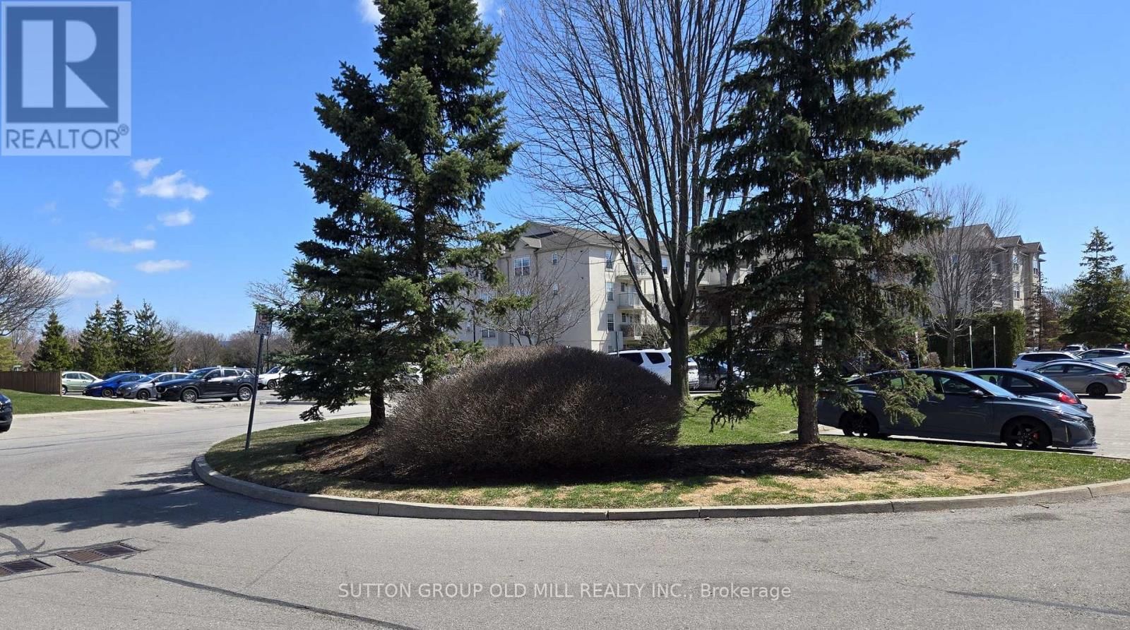 208 - 1470 BISHOPS GATE Image 32