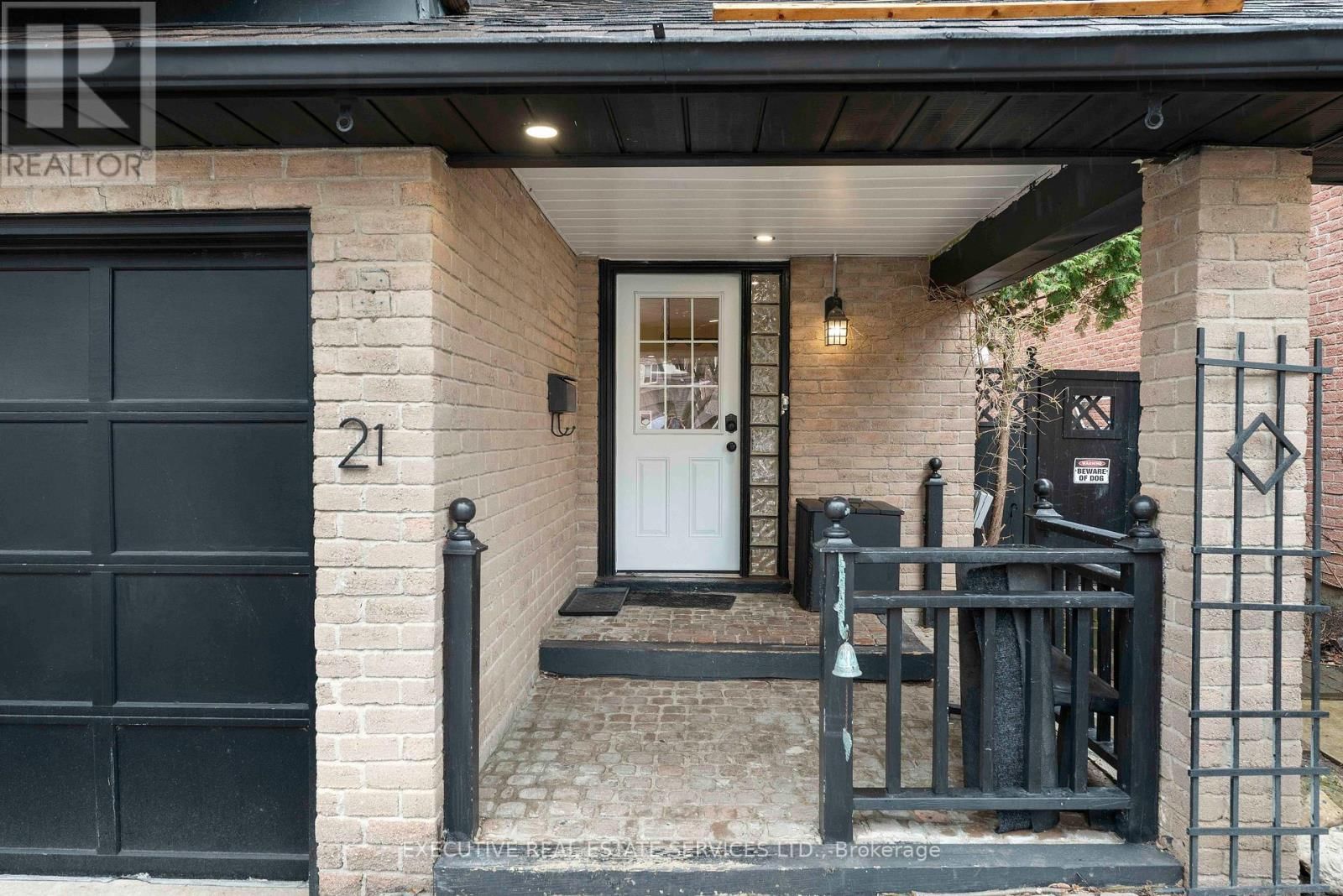 21 GARDEN AVENUE Image 3