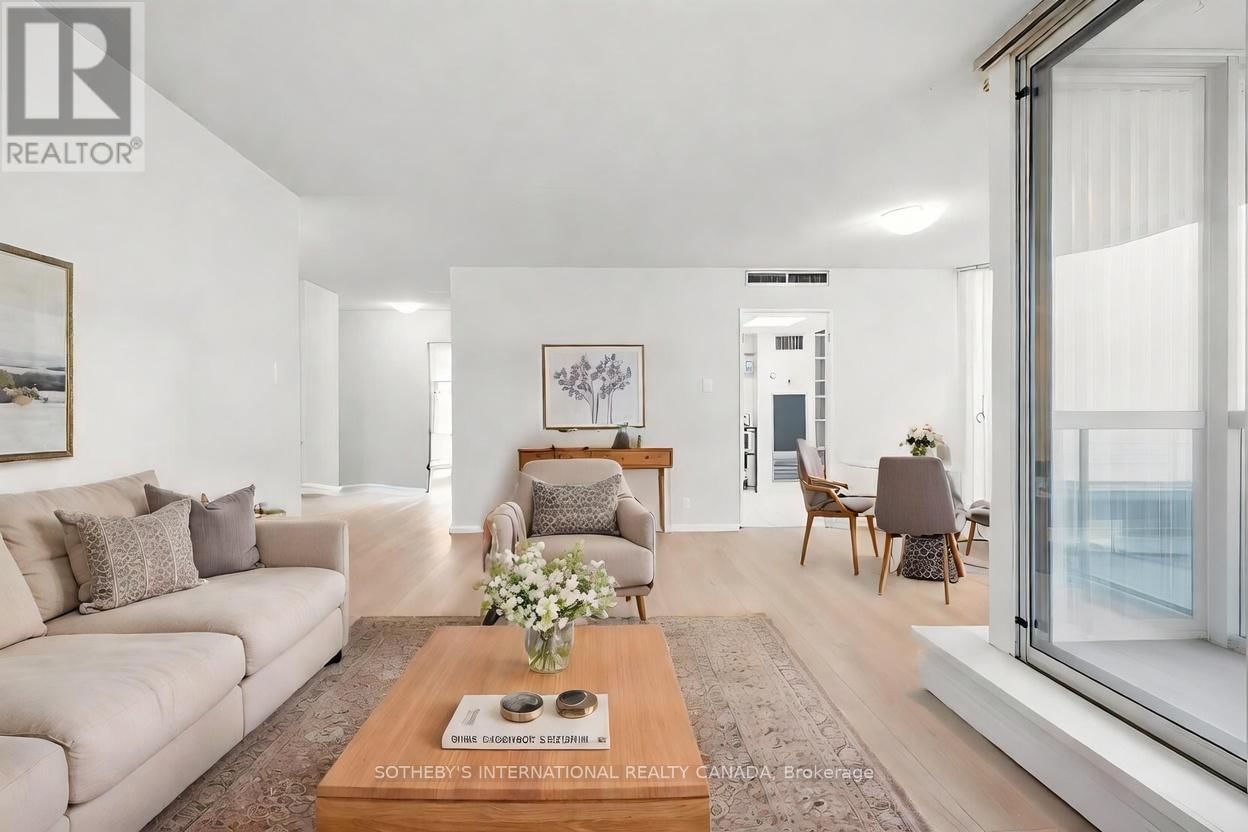 1512 - 75 KING STREET EAST Image 19