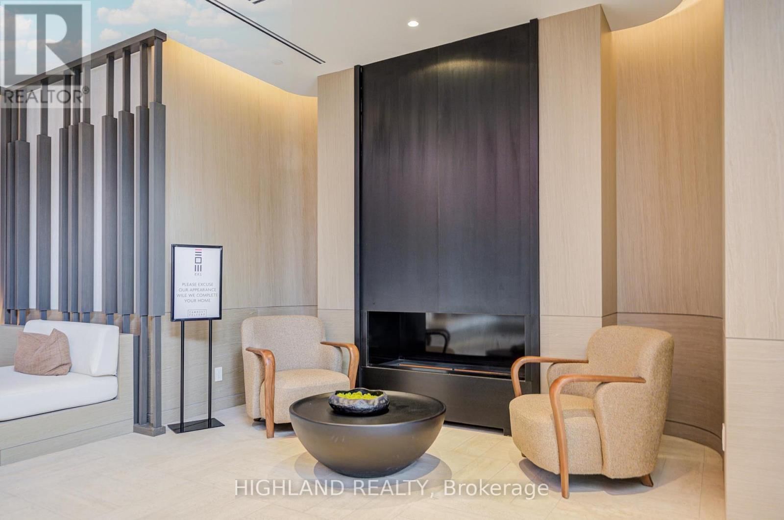 3805 - 4015 THE EXCHANGE Image 4