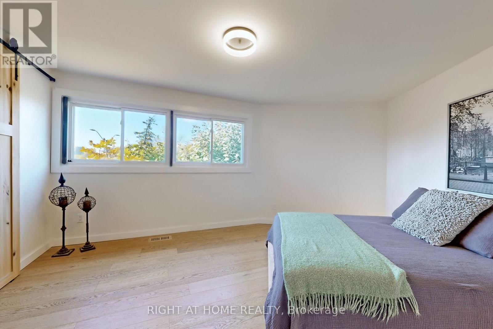 6 - 400 BLOOR STREET Image 15