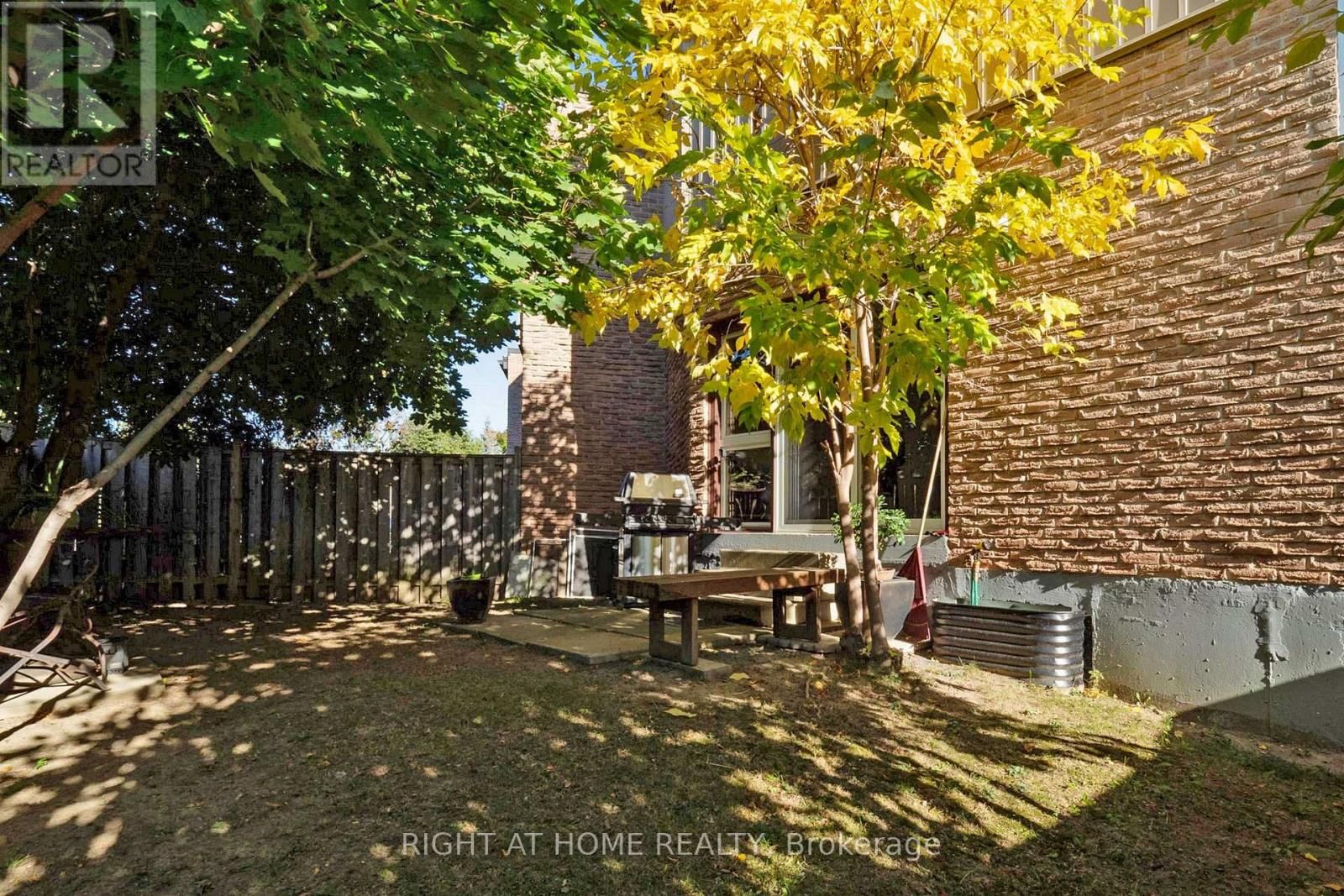 6 - 400 BLOOR STREET Image 27