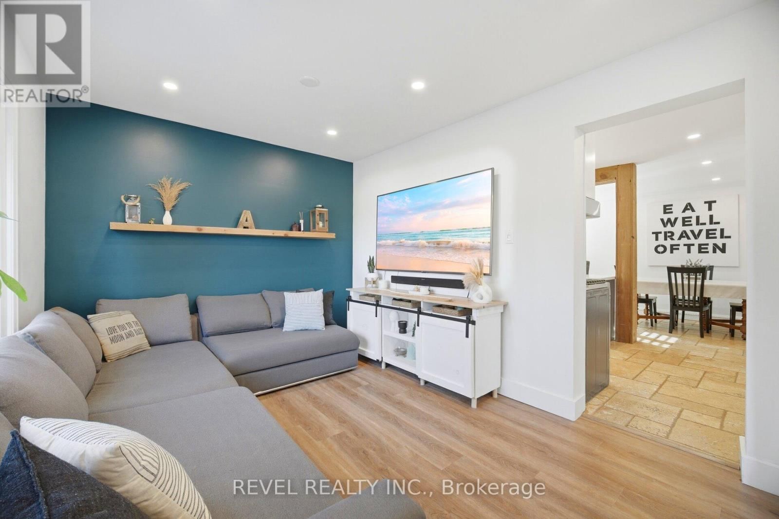 477 BELL STREET Image 12