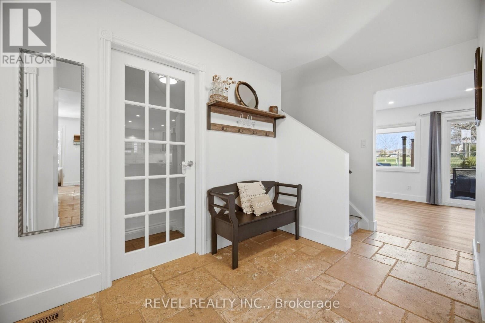 477 BELL STREET Image 5