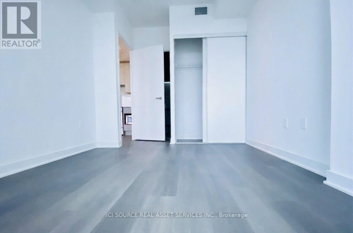 5501 - 3900 CONFEDERATION PARKWAY Image 8