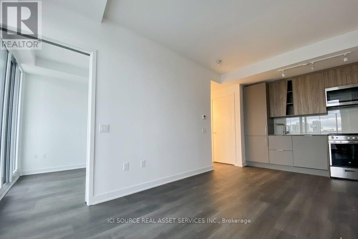 5501 - 3900 CONFEDERATION PARKWAY Image 9