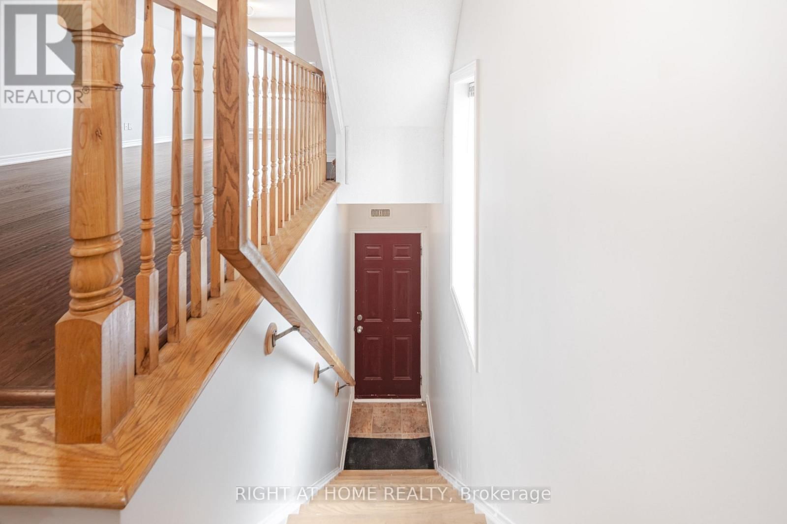 18 - 1380 COSTIGAN ROAD Image 24