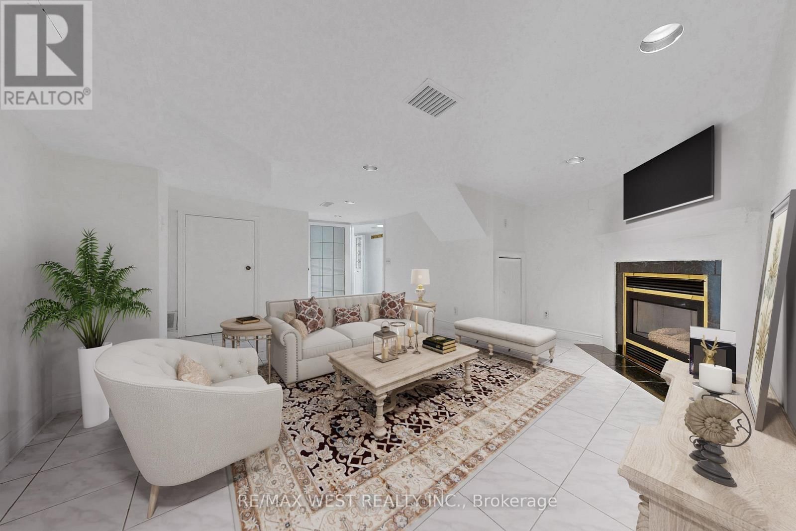 190 BELGRAVIA AVENUE Image 26