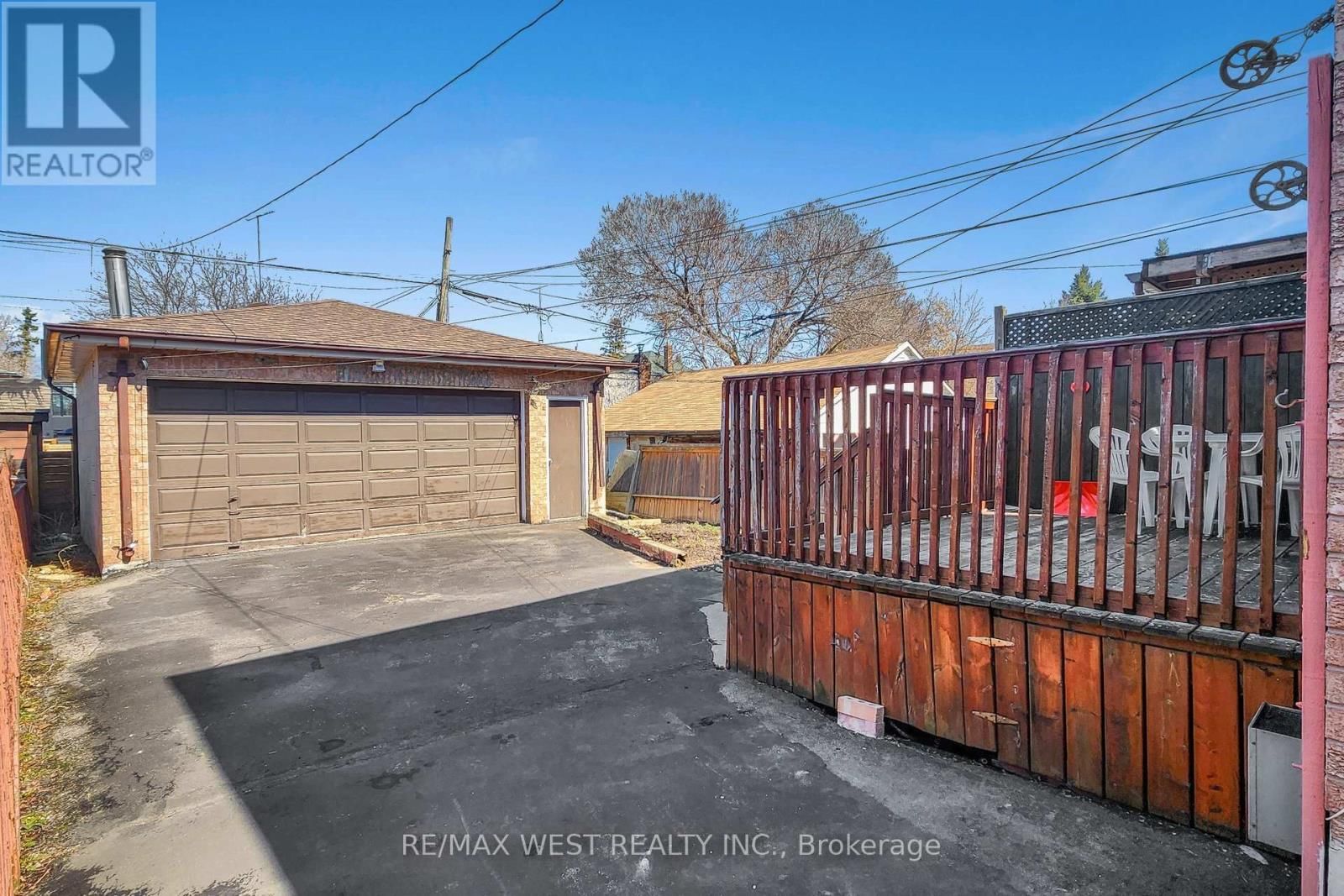 190 BELGRAVIA AVENUE Image 36