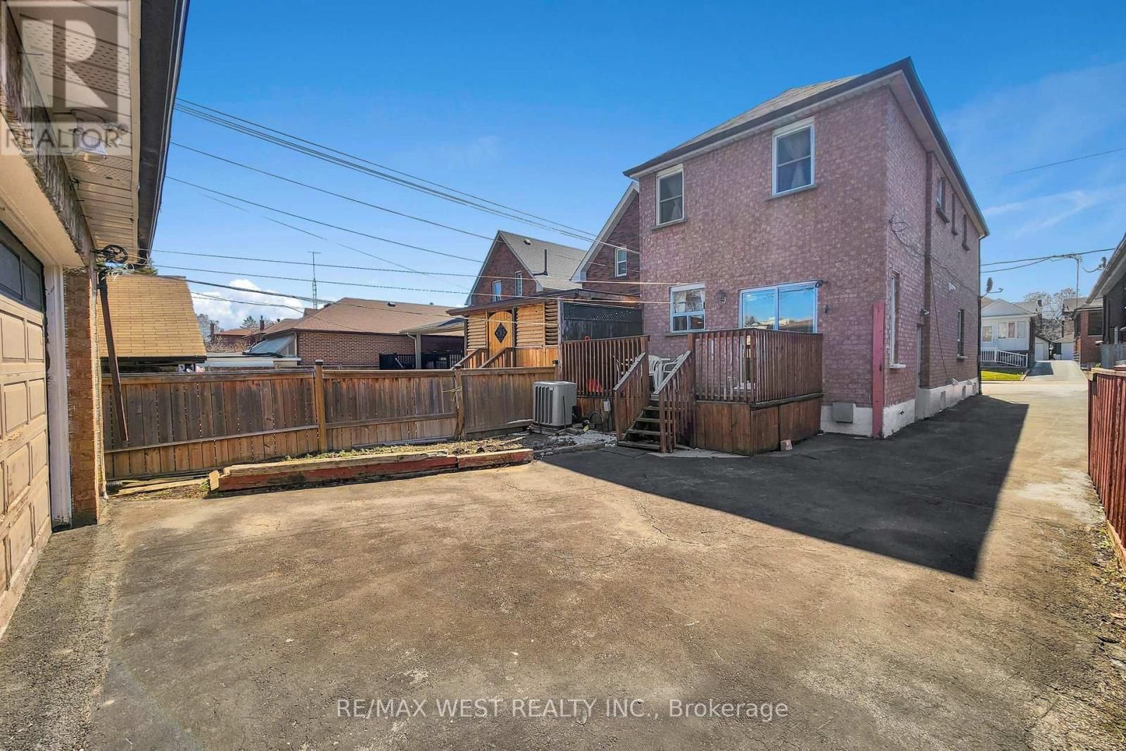 190 BELGRAVIA AVENUE Image 38