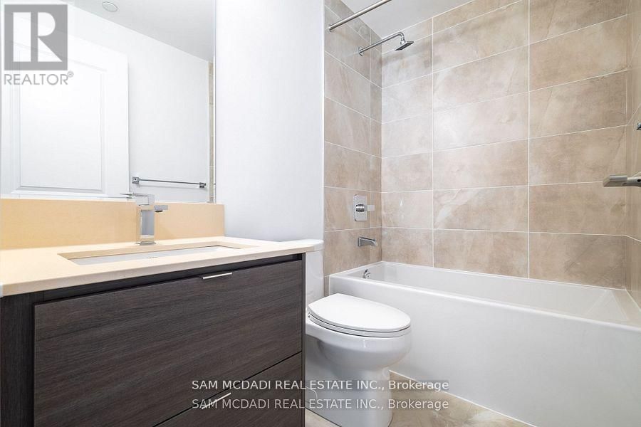 2709 - 30 ELM DRIVE Image 12