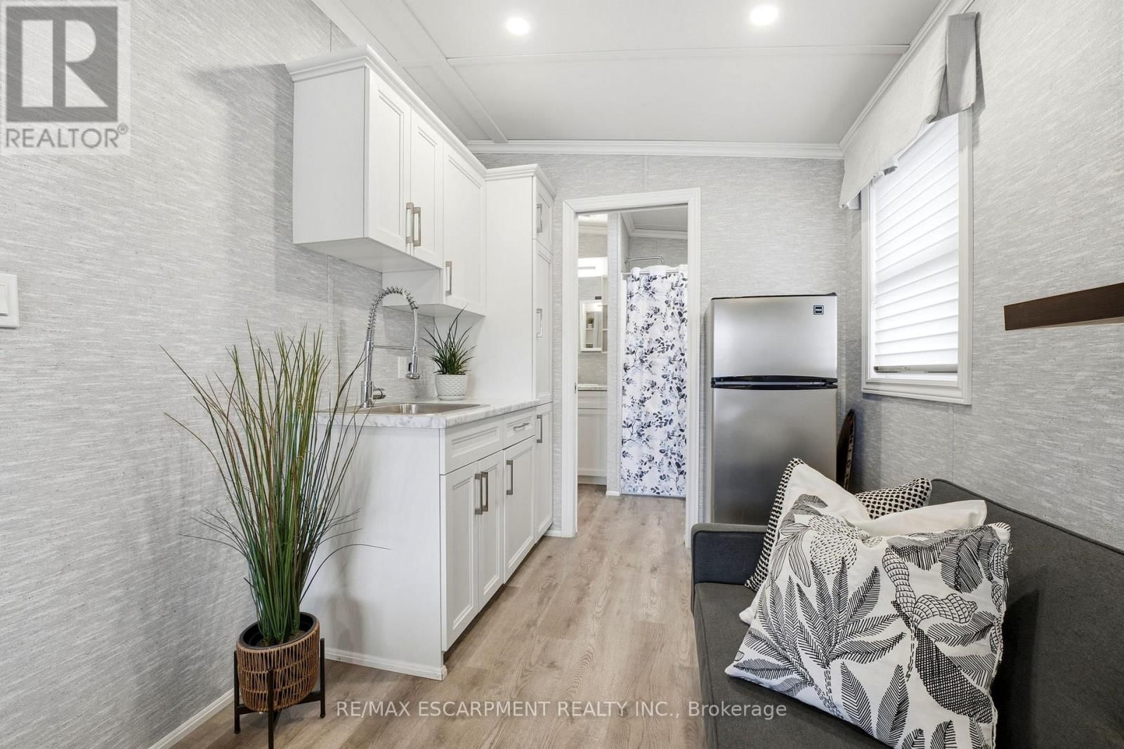 4449 MILBUROUGH LINE Image 21